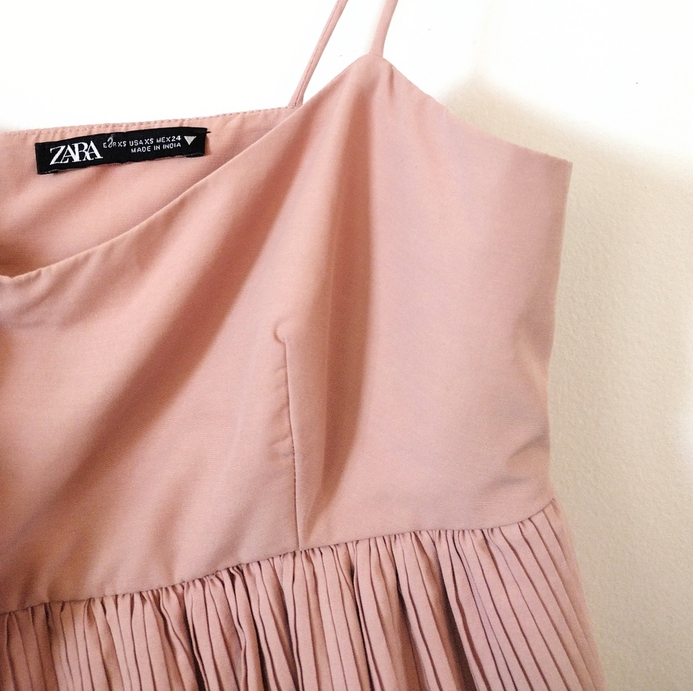 🌿 Zara Pink Ruffle Crop Top - Picture 2 of 4